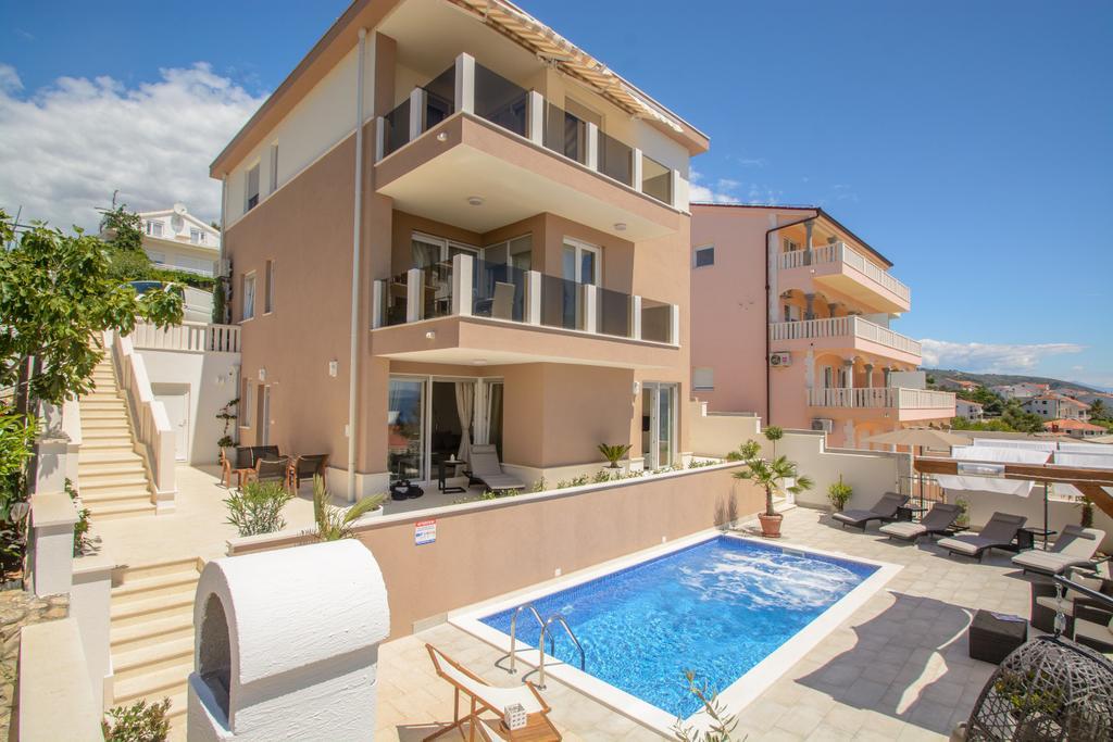 Apartments Villa Atlantis Trogir Luaran gambar