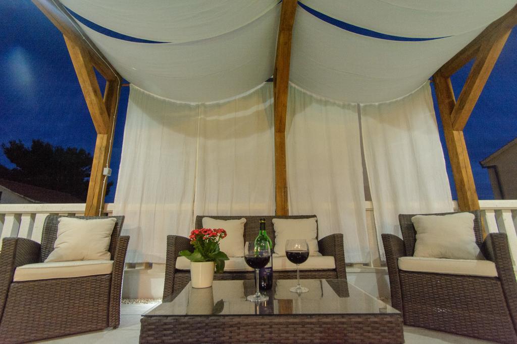 Apartments Villa Atlantis Trogir Luaran gambar