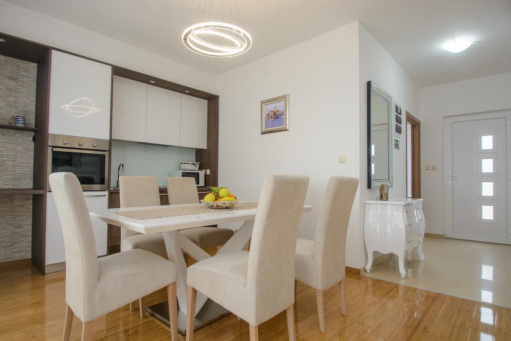 Apartments Villa Atlantis Trogir Luaran gambar